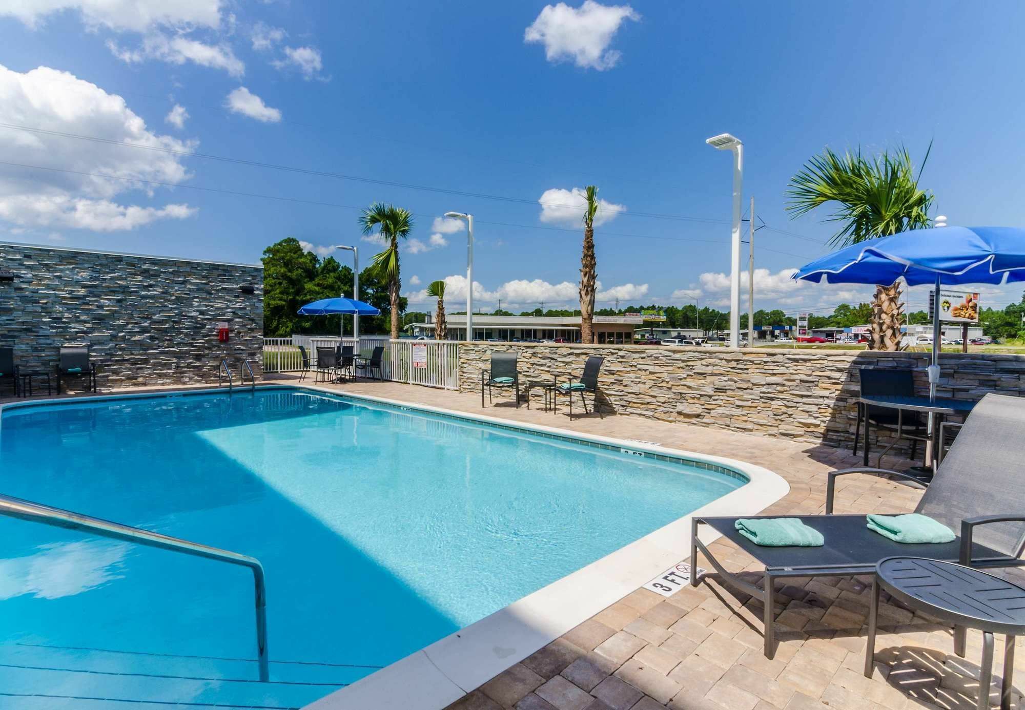 Fairfield Inn & Suites By Marriott Panama City Beach Upper Grand Lagoon Exterior foto